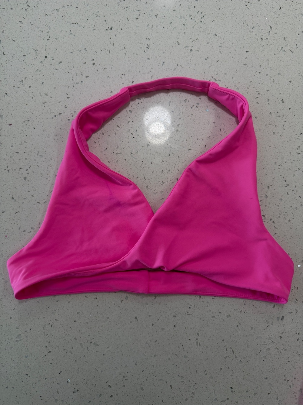 Keep that pump - Bright Pink Halter sports bra